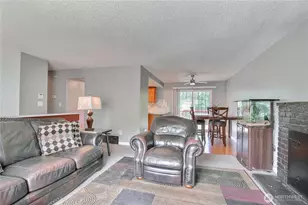 707 Alvord Ave N, Kent, WA 98031 - Photo 8
