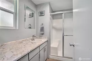 707 Alvord Ave N, Kent, WA 98031 - Photo 16