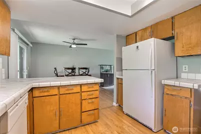 707 Alvord Avenue N, Kent, WA 98031 - Photo 12