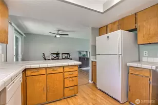 707 Alvord Ave N, Kent, WA 98031 - Photo 12