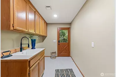 21310 NE 101st Court, Redmond, WA 98053 - Photo 36