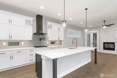 13045 75th Place S, Seattle, WA 98178 - Photo 6