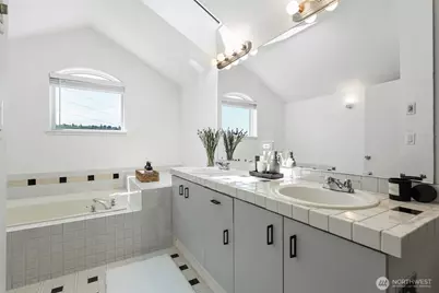 1926 Fairview Avenue E #307, Seattle, WA 98102 - Photo 26