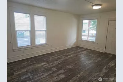 10 N Touchet Street, Walla Walla, WA 99362 - Photo 2