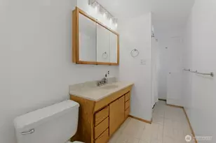 24303 59th Ave W, Mountlake Terrace, WA 98043 - Photo 18