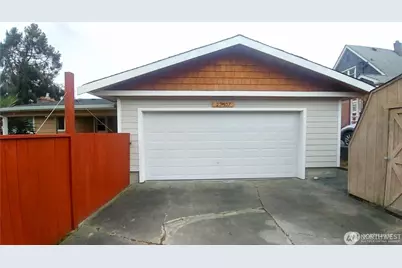 27407 Cedarhome Road, Stanwood, WA 98292 - Photo 2