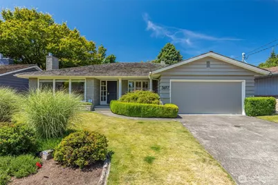 3657 W Viewmont Way W, Seattle, WA 98199 - Photo 1