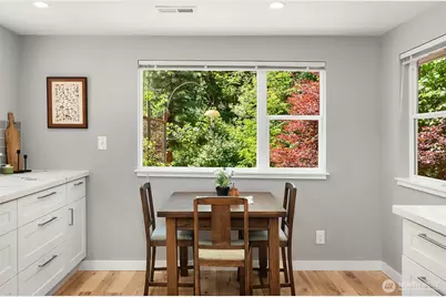 11323 E Riverside Drive, Bothell, WA 98011 - Photo 12