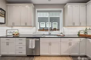 14605 179th Ave E, Bonney Lake, WA 98391 - Photo 10