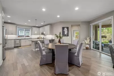 14605 179th Avenue E, Bonney Lake, WA 98391 - Photo 12