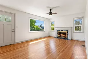 9701 Dayton Ave N, Seattle, WA 98103 - Photo 4
