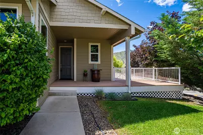 1000 Sunset Lane, Chelan, WA 98816 - Photo 2