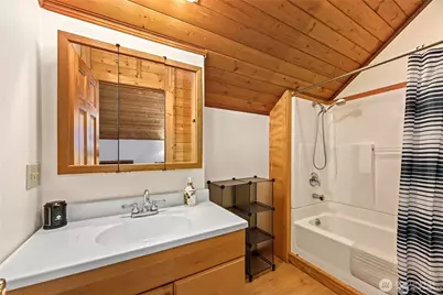 330 Keechelus Drive, Snoqualmie Pass, WA 98068 - Photo 16