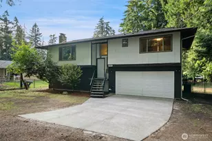 8785 SE Sedgwick Rd, Port Orchard, WA 98366 - Photo 2