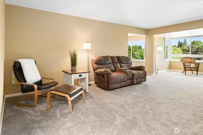 10823 Glen Acres Drive S #D, Seattle, WA 98168 - Photo 10