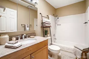 10823 Glen Acres Dr S, Seattle, WA 98168 - Photo 18