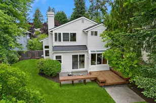 24213 SE 38th Pl, Sammamish, WA 98029 - Photo 32