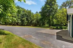 1323 105th Ln SE, Olympia, WA 98501 - Photo 4