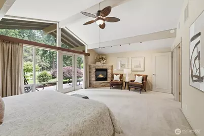 216 131st Avenue NE, Bellevue, WA 98005 - Photo 10