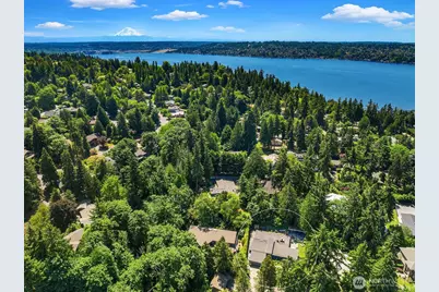 7260 W Mercer Way, Mercer Island, WA 98040 - Photo 36