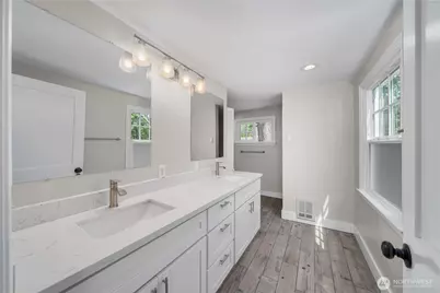 7409 Steilacoom Boulevard SW, Lakewood, WA 98499 - Photo 22