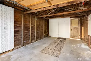 7754 Jones Ave NW, Seattle, WA 98117 - Photo 36