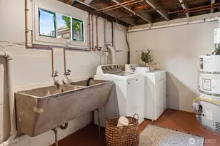 7754 Jones Ave NW, Seattle, WA 98117 - Photo 30