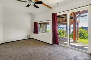 10125 Totem Way, Anderson Island, WA 98303 - Photo 26