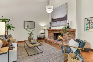 12703 NE 129th Ct, Kirkland, WA 98034 - Photo 2