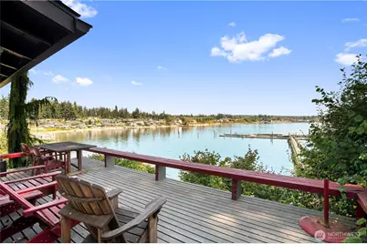 7411 Hermosa Beach Road, Tulalip, WA 98271 - Photo 2