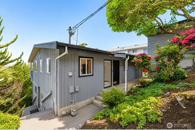 224 Forest Lane, Bellingham, WA 98225 - Photo 2