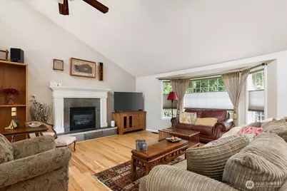 2415 E Cedar Hills Drive, Mount Vernon, WA 98274 - Photo 4