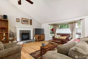 2415 E Cedar Hills Dr, Mount Vernon, WA 98274 - Photo 4