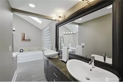 7110 Vandermark Road E, Bonney Lake, WA 98391 - Photo 22