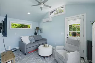 7110 Vandermark Rd E, Bonney Lake, WA 98391 - Photo 32