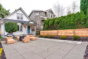 1626 39th Ave E, Seattle, WA 98112 - Photo 2