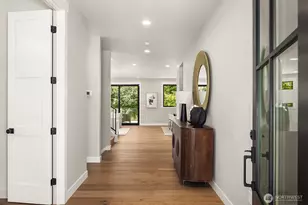 7321 48th Ave NE, Seattle, WA 98115 - Photo 2