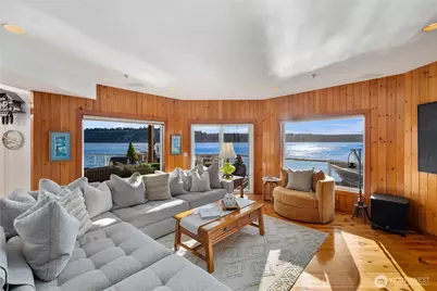 26 N Salmon Beach, Tacoma, WA 98407 - Photo 18