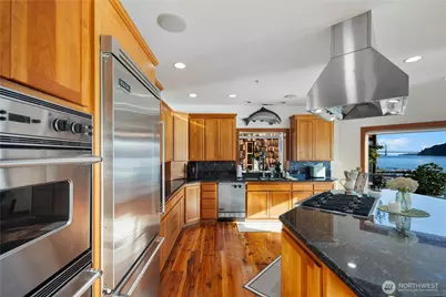 26 N Salmon Beach, Tacoma, WA 98407 - Photo 12