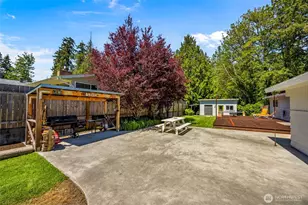 8989 NE Nevada St, Bremerton, WA 98311 - Photo 32