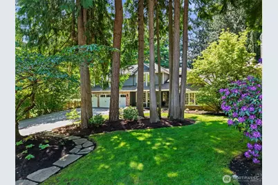 22201 NE 28th Place, Sammamish, WA 98074 - Photo 2