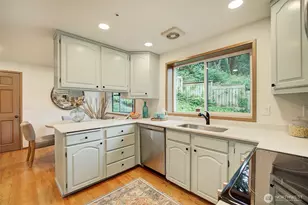 19616 61st Pl NE, Kenmore, WA 98028 - Photo 12