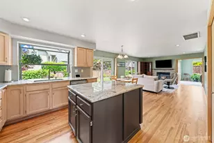 14034 SE 237th Pl, Kent, WA 98042 - Photo 16