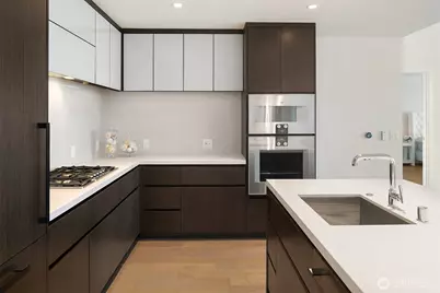 188 Bellevue Way NE #1502, Bellevue, WA 98004 - Photo 4
