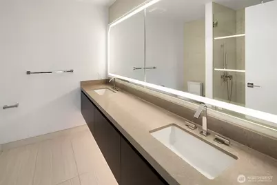 188 Bellevue Way NE #1502, Bellevue, WA 98004 - Photo 10
