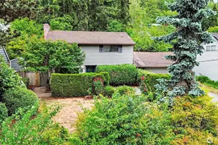 3437 77th Ave SE, Mercer Island, WA 98040 - Photo 2