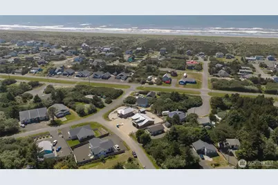 414 Salina Cruz Avenue SW, Ocean Shores, WA 98569 - Photo 30