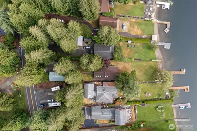 31089 E Lake Morton Drive SE, Kent, WA 98042 - Photo 30