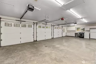 31089 E Lake Morton Drive SE, Kent, WA 98042 - Photo 28