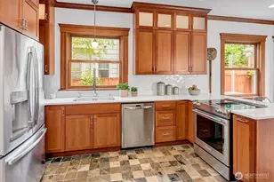 612 11th Ave E, Seattle, WA 98102 - Photo 14